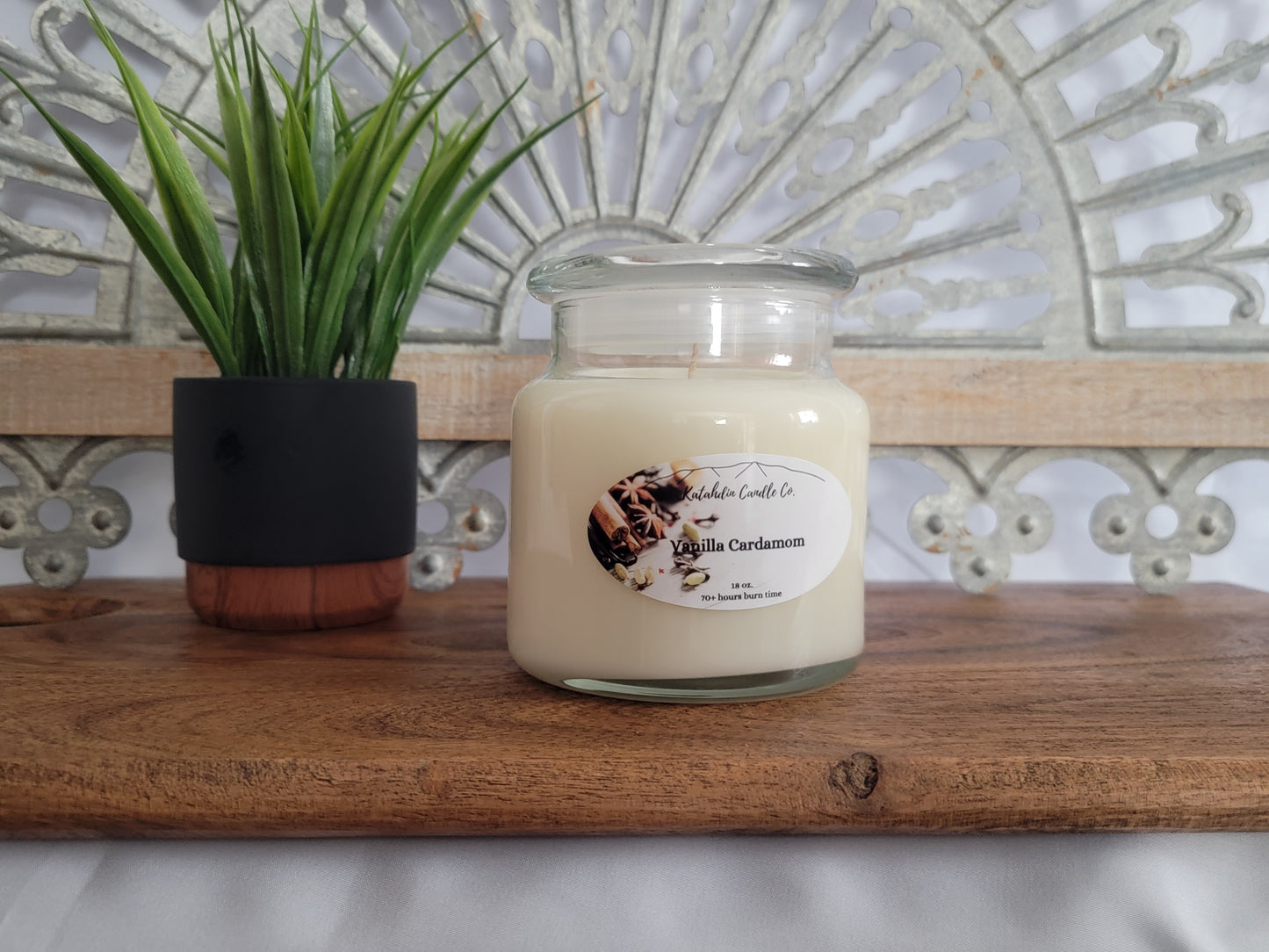 Vanilla Cardamom 18 oz. single wick soy candle