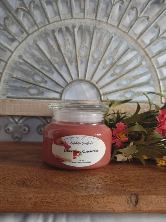 Strawberry Cheesecake 10 oz. double wick soy candle